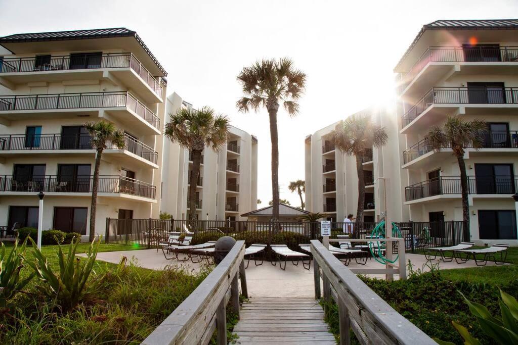 Ormond Beach Oceanfront Condo Exterior photo